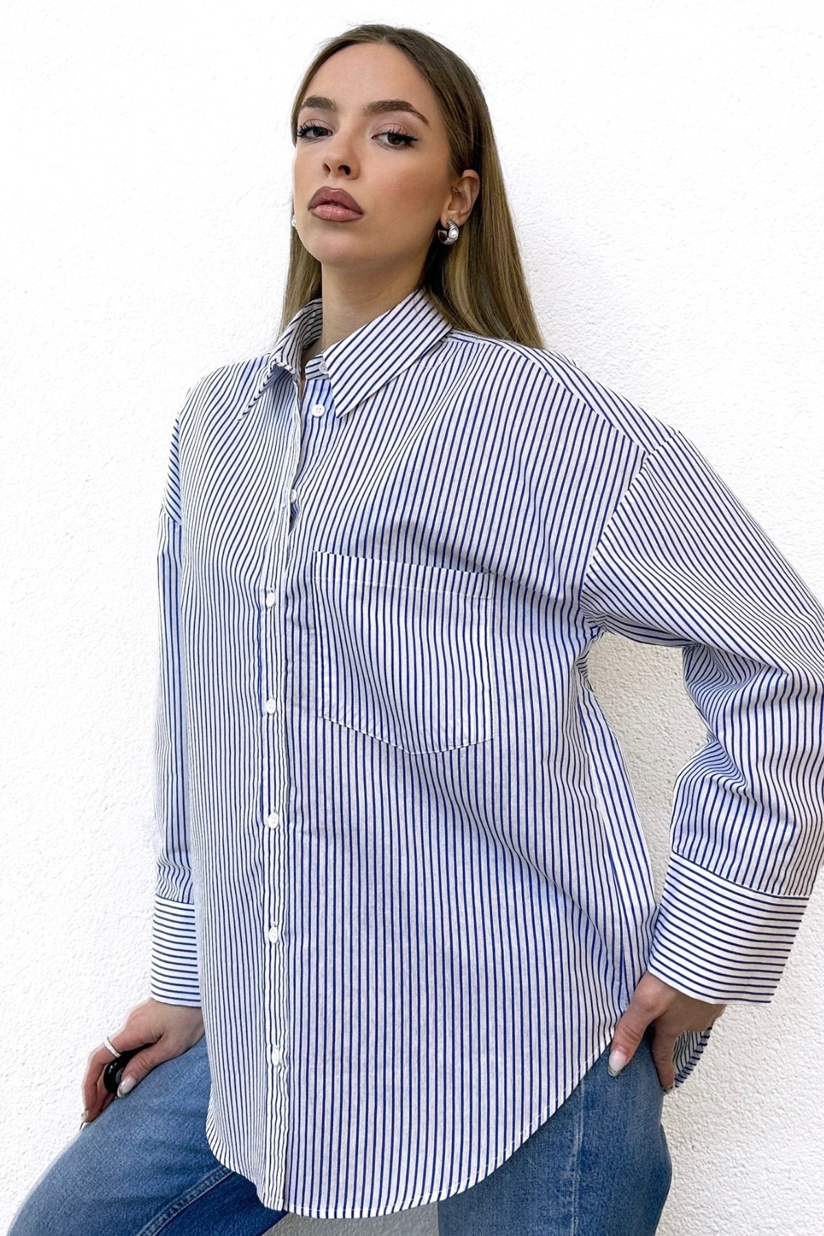 img_0339 Chemise Rayée Coupe Oversize – Image 1