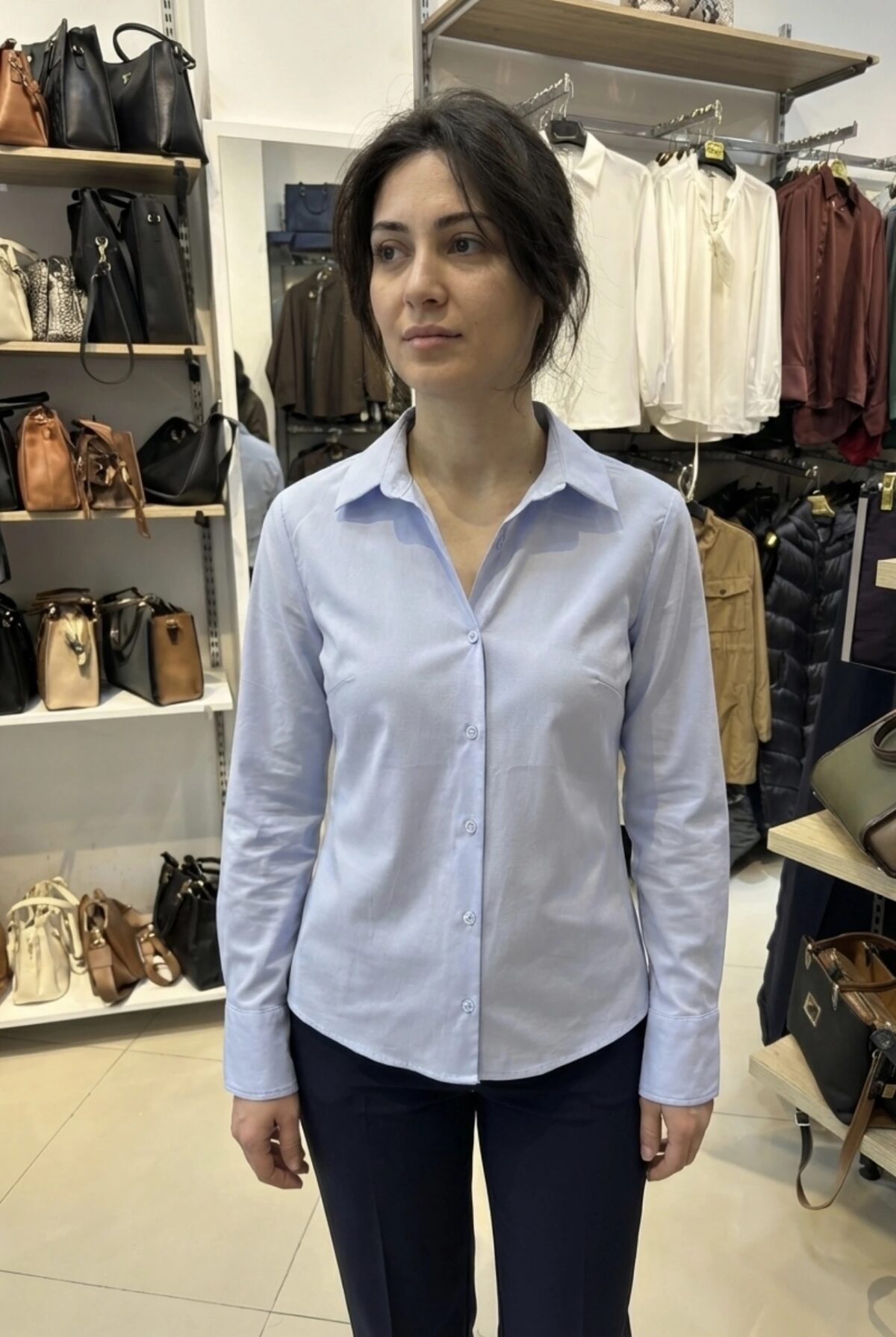 Chemise courte cintrée