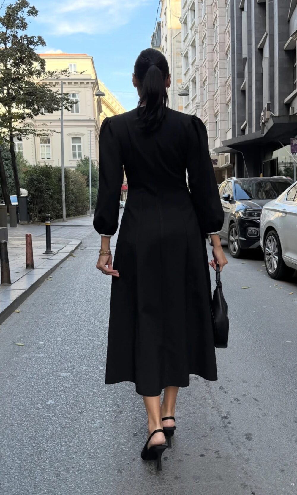 Robe Classique, Bicolore – Image 2