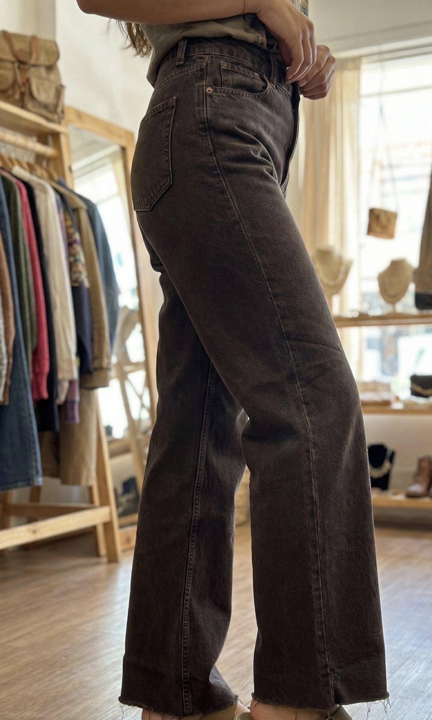 img_0806 Jean vintage marron chocolat – Image 1