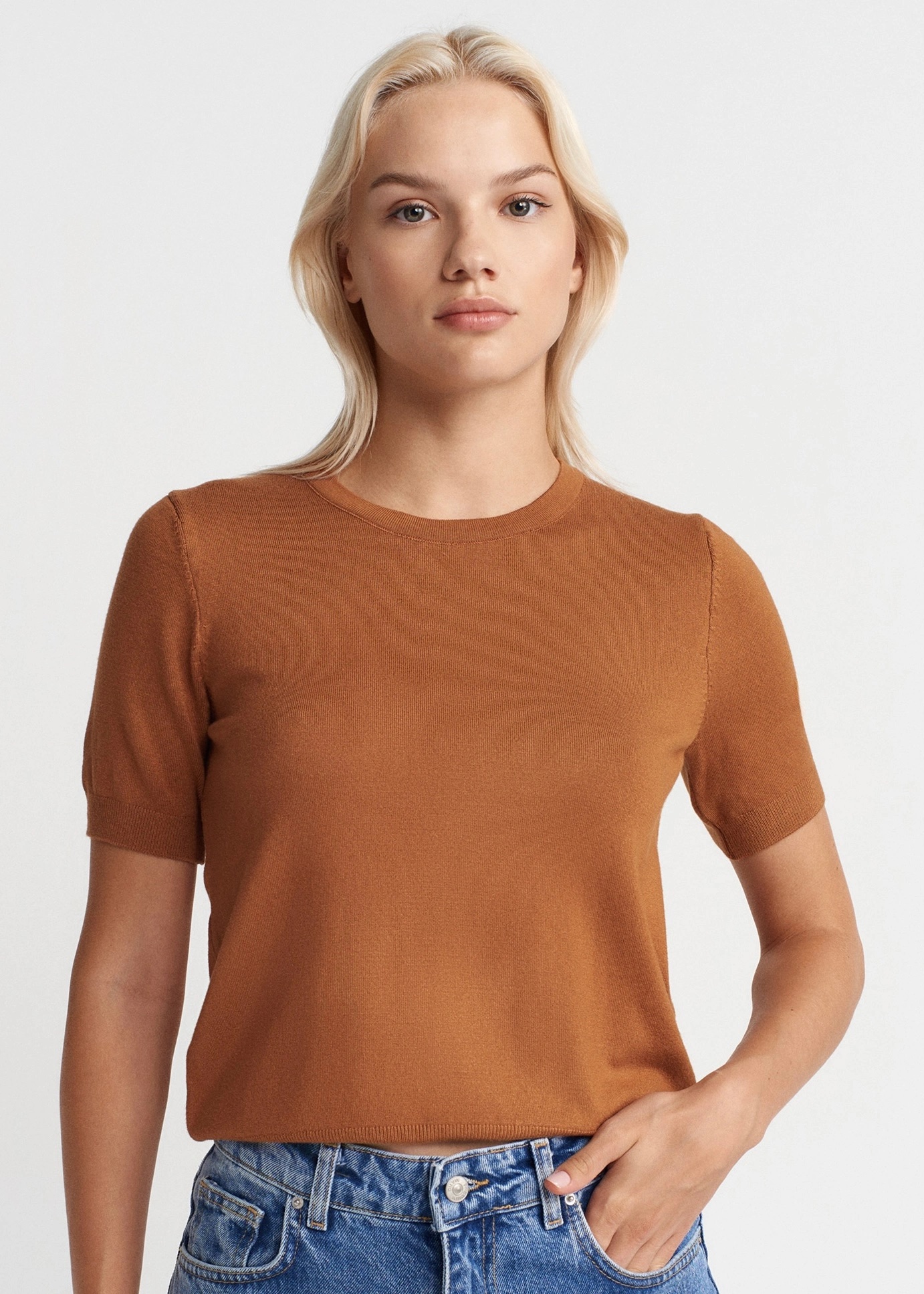 img_0826 T-shirt en Maille Fine - STD – Image 1