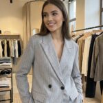 Blazer Croisé Gris – Rayures Tennis & Coupe Office