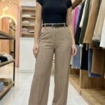 Pantalon Large Beige – Rayures Tennis & Coupe Fluide