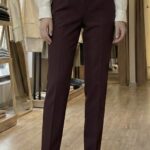 Pantalon coupe cigarette aubergine