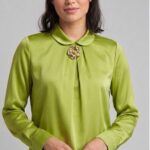 Chemisier satin élégant