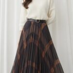 Jupe longue plissée à carreaux – L'élégance automnale