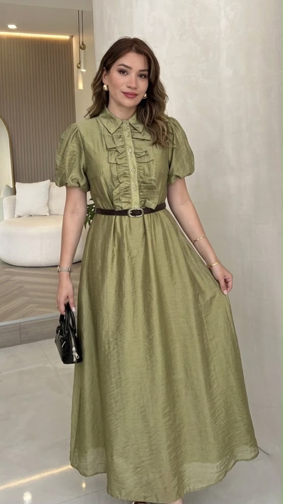 26a6b5ad-b2ac-4995-b91a-08f387e7db5e Robe longue princesse avec ceinture – Image 1