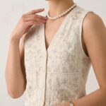 Gilet Court avec Poches et Broderies